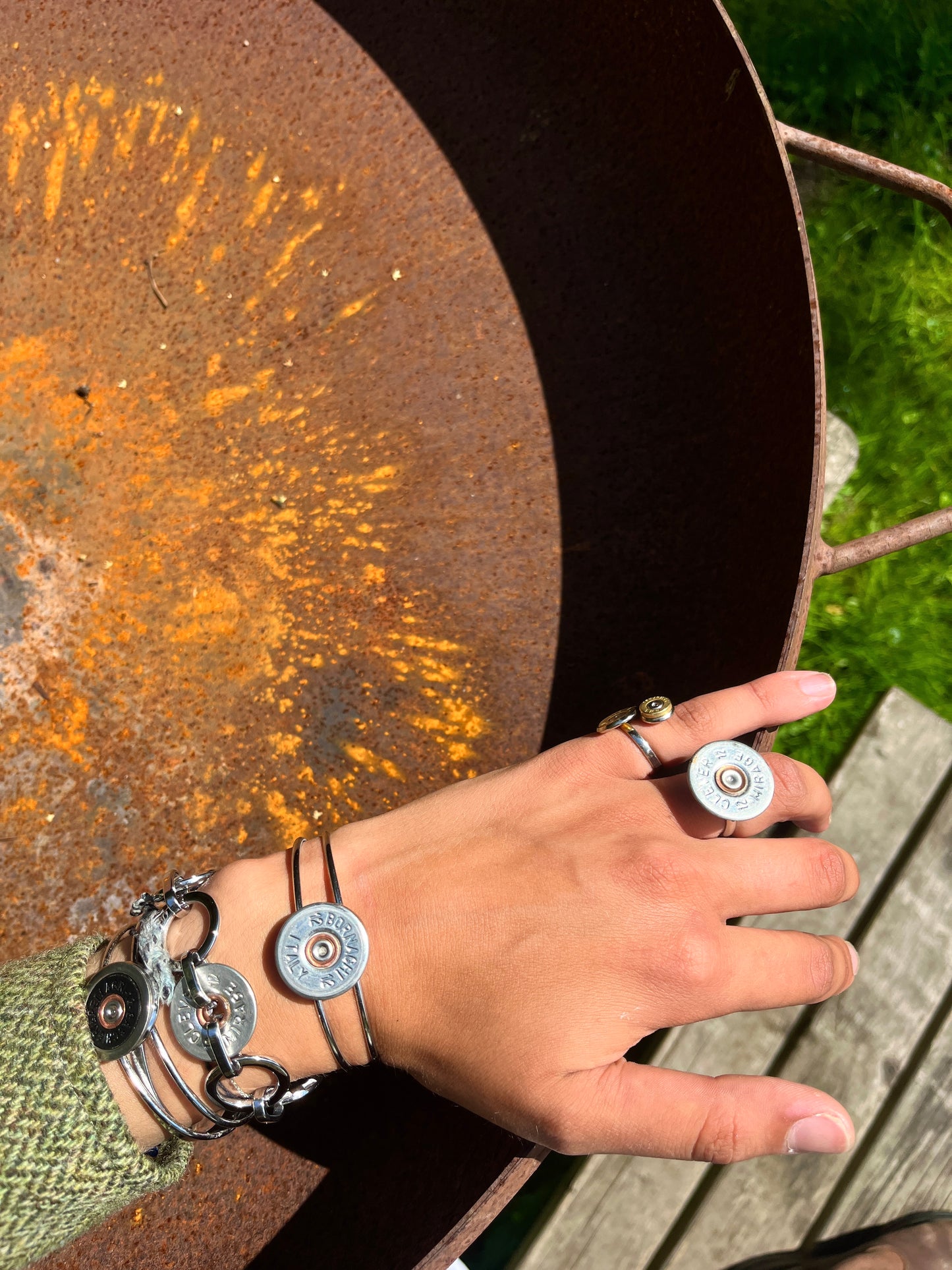 Silver 12 o'clock shotgun ring