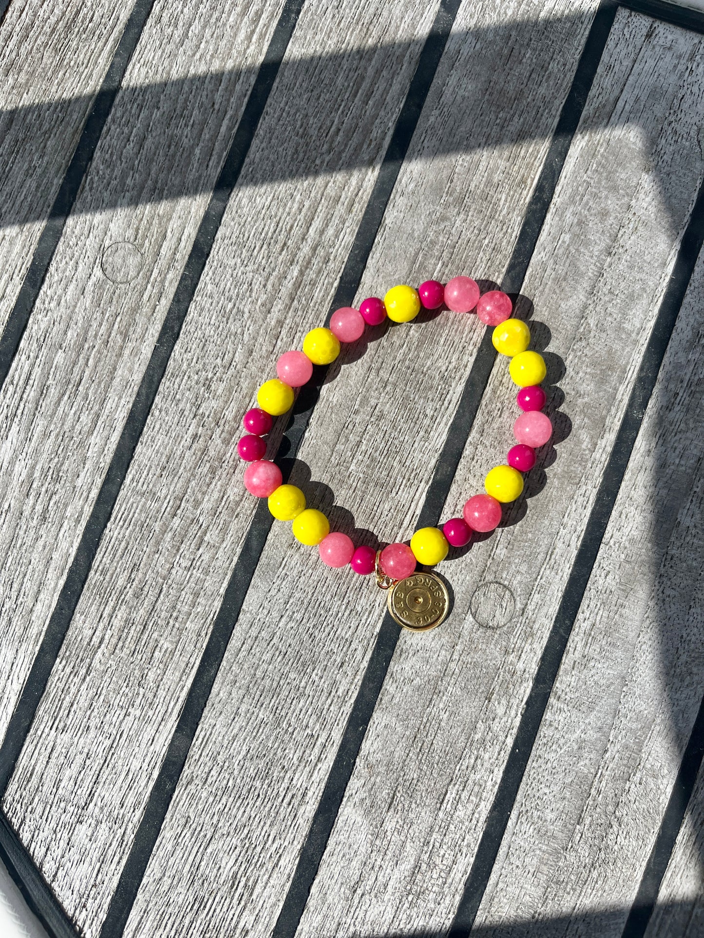 “Vivid“ Pink