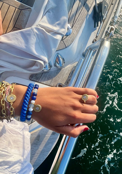“Feeling Blue“
